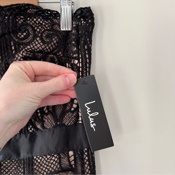 NWT Lulu's Move Over Black Crochet Lace Strapless Midi Dress - Picture 8 of 9